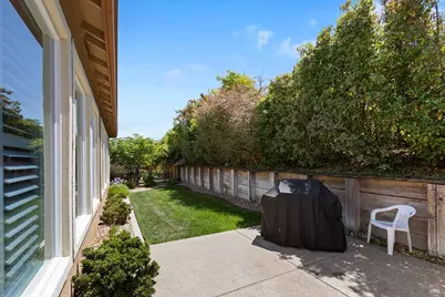 160 Oakridge Way, Rio Vista, CA 94571 - Photo 13