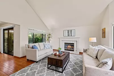 8280 Oakmont Drive, Santa Rosa, CA 95409 - Photo 17