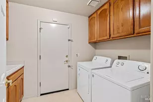8280 Oakmont Dr, Santa Rosa, CA 95409 - Photo 45