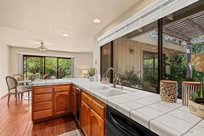 8280 Oakmont Drive, Santa Rosa, CA 95409 - Photo 27