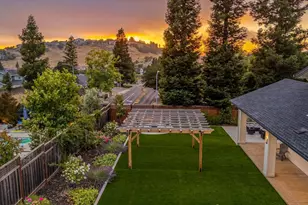 1990 Long Leaf Ct, Santa Rosa, CA 95403 - Photo 21