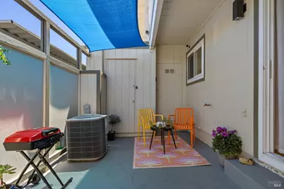 13 Oliva Drive #D, Novato, CA 94947 - Photo 19