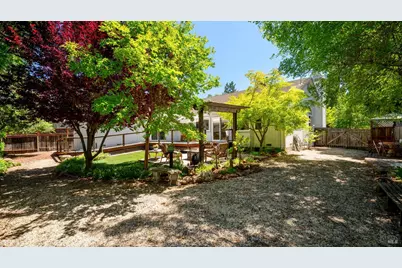 5079 Charmian Drive, Santa Rosa, CA 95409 - Photo 19