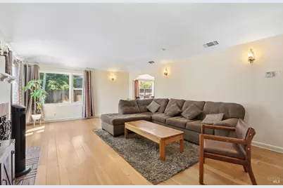 382 W Mill Street, Ukiah, CA 95482 - Photo 3