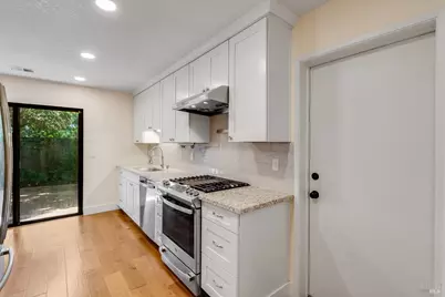 528 Laurel Court, Benicia, CA 94510 - Photo 17