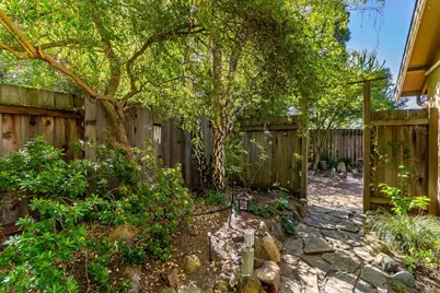 528 Laurel Court, Benicia, CA 94510 - Photo 47