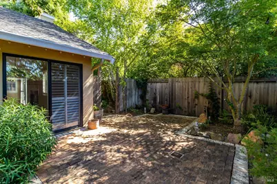 528 Laurel Court, Benicia, CA 94510 - Photo 5