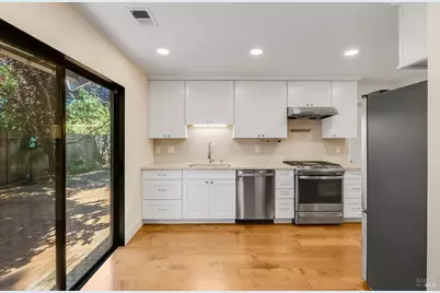 528 Laurel Court, Benicia, CA 94510 - Photo 15