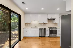 528 Laurel Ct, Benicia, CA 94510 - Photo 15
