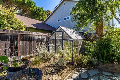 528 Laurel Court, Benicia, CA 94510 - Photo 49