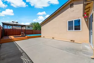 405 Canvasback Dr, Suisun City, CA 94585 - Photo 43