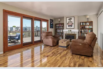 2729 Topaz Drive, Novato, CA 94945 - Photo 9