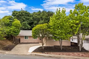 359 Rollingwood Dr, Vallejo, CA 94591 - Photo 3