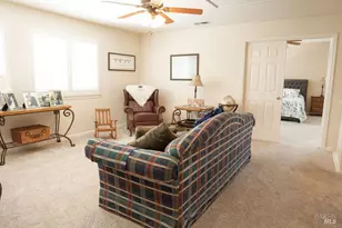 918 Shadow Tree Ct, Vacaville, CA 95687 - Photo 19