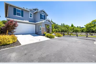 1273 Del Rancho Way, Petaluma, CA 94954 - Photo 3