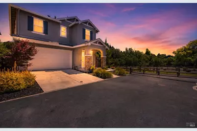 1273 Del Rancho Way, Petaluma, CA 94954 - Photo 1