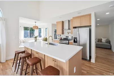 5050 Lakeview Circle, Fairfield, CA 94534 - Photo 3
