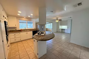 300 E H St, Benicia, CA 94510 - Photo 9