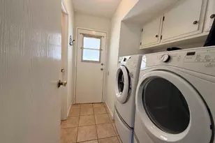 300 E H St, Benicia, CA 94510 - Photo 21