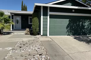 605 Kinglet St, Suisun City, CA 94585 - Photo 3