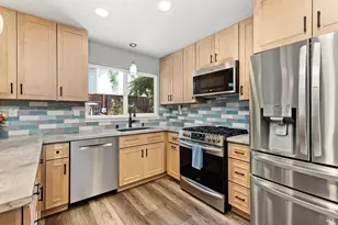 7460 Monet Pl, Rohnert Park, CA 94928 - Photo 11