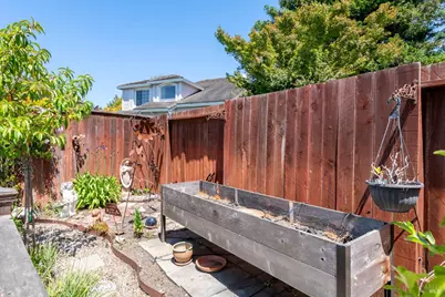 520 Almanor Street, Petaluma, CA 94954 - Photo 61