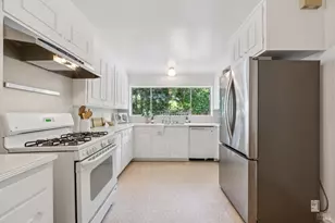 17 10th St, Petaluma, CA 94952 - Photo 27