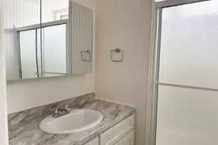 67 Leisure Park Cir, Santa Rosa, CA 95401 - Photo 15