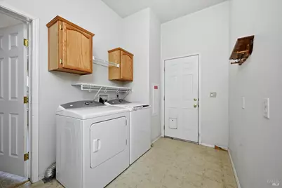 13500 Eastlake Drive, Clearlake, CA 95422 - Photo 21