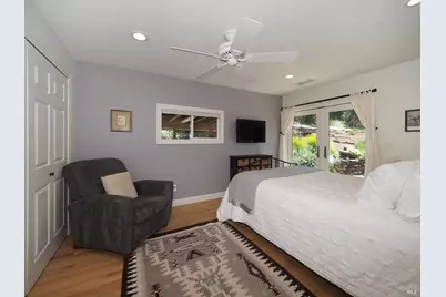 22549 River Road, Geyserville, CA 95441 - Photo 33