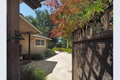 22549 River Road, Geyserville, CA 95441 - Photo 7