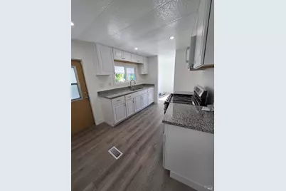 5761 Edmund Avenue, Santa Rosa, CA 95403 - Photo 11