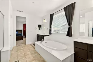 578 Burgundy St, Vacaville, CA 95687 - Photo 69