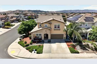 578 Burgundy Street, Vacaville, CA 95687 - Photo 5