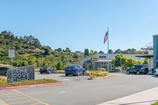 26 Granada Dr, Corte Madera, CA 94925 - Photo 41