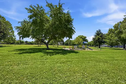 802 Pueblo Avenue, Napa, CA 94558 - Photo 33
