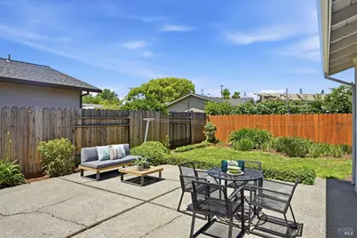802 Pueblo Avenue, Napa, CA 94558 - Photo 5