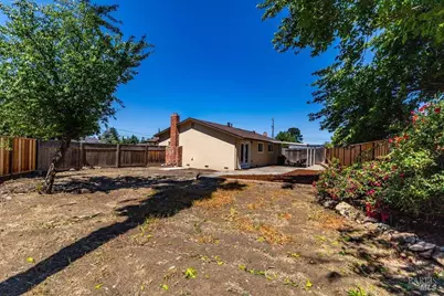 2442 Cardinal Court, Concord, CA 94520 - Photo 25