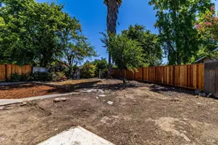 2442 Cardinal Ct, Concord, CA 94520 - Photo 27
