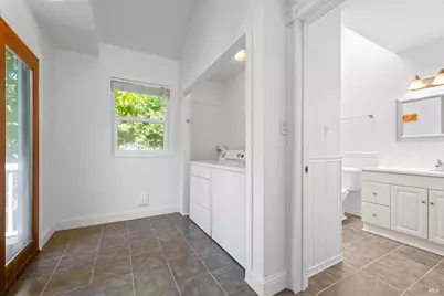 1685 W College Avenue, Santa Rosa, CA 95401 - Photo 17