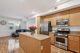 352 City Center Dr, Rohnert Park, CA 94928 - Photo 5