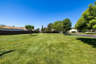 624 Simpson St, Santa Rosa, CA 95401 - Photo 19