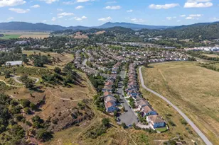116 Portsmouth Dr, Novato, CA 94949 - Photo 59