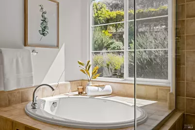 116 Portsmouth Drive, Novato, CA 94949 - Photo 37