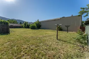 160 Thomas St, Ukiah, CA 95482 - Photo 23