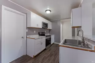 160 Thomas St, Ukiah, CA 95482 - Photo 11
