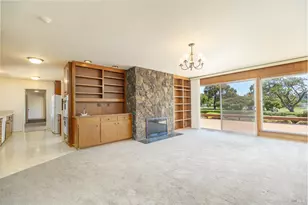 132 Peacock Dr, San Rafael, CA 94901 - Photo 3