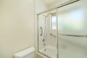 132 Peacock Dr, San Rafael, CA 94901 - Photo 25