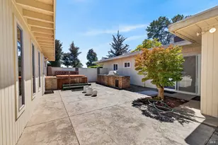 495 Country Club Dr, Santa Rosa, CA 95401 - Photo 37