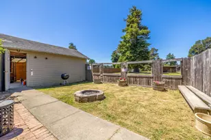 18200 Georges Ln, Fort Bragg, CA 95437 - Photo 27